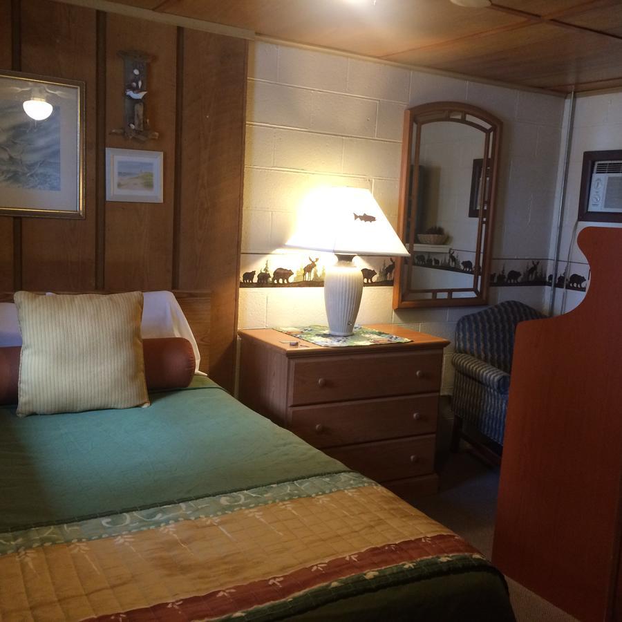 Alpine Motel Branch Екстер'єр фото